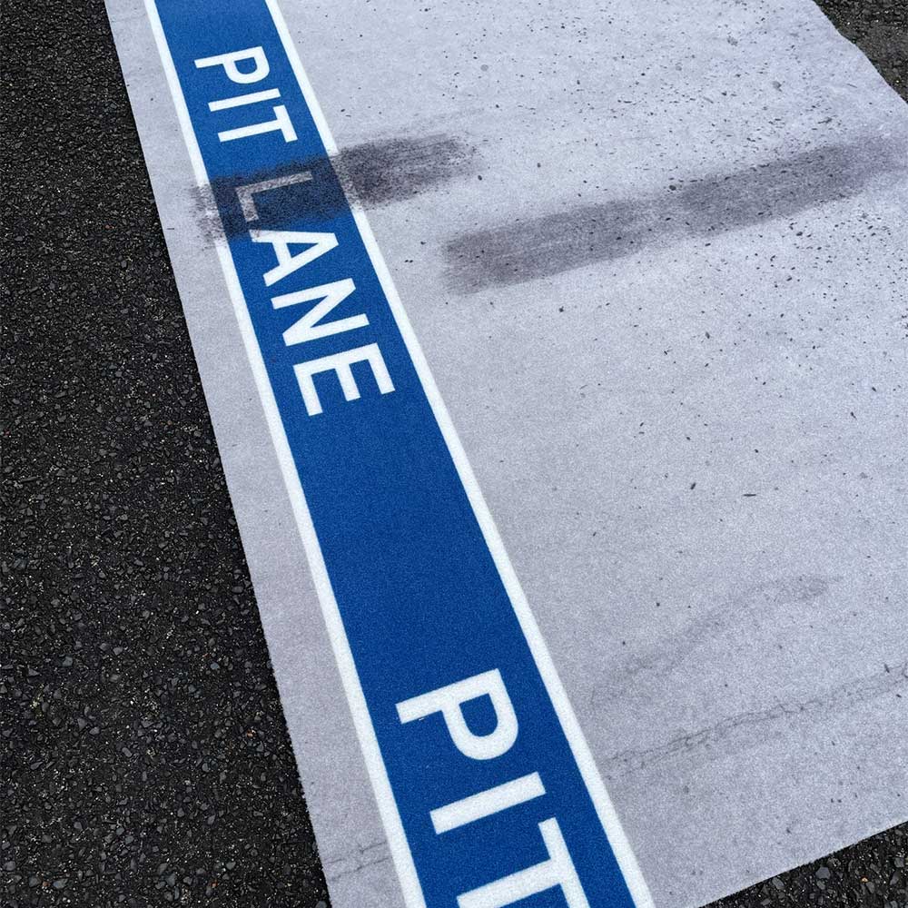 SPEEDY RUGS Pit Lane